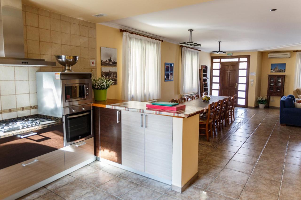 Casa Rural La Pinta- Sendaviva Y Bardenas Villafranca Eksteriør bilde