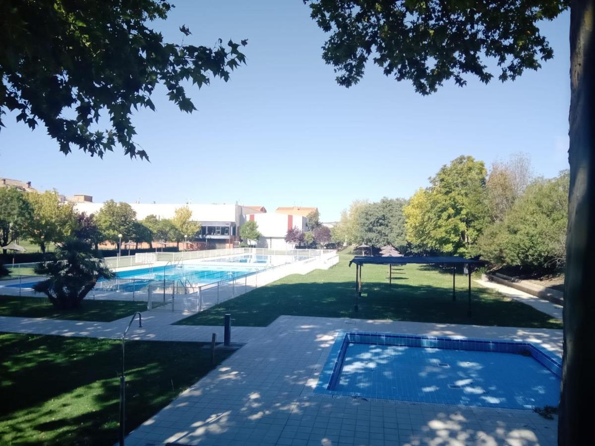 Casa Rural La Pinta- Sendaviva Y Bardenas Villafranca Eksteriør bilde